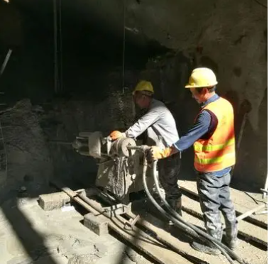 锦屏水下抗分散灌浆料特点 水下不分散注浆料介绍