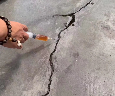 锦屏混凝土裂缝修补技术详解​